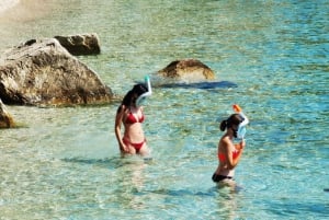 Water activity, kayak tours with a guide, cliff jumping