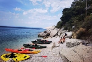Water activity, kayak tours with a guide, cliff jumping