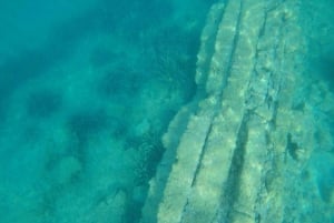 Water activity, kayak tours with a guide, cliff jumping