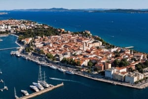 Zadar: 3 Islands Boat and Snorkeling tour, Fruits & Prosecco
