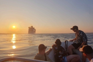 ザダル：シュノーケリング用具とドリンク付きボートツアー