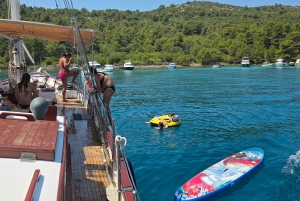 Zadar: crucero a bordo de un auténtico barco de madera con bebidas incluidas.