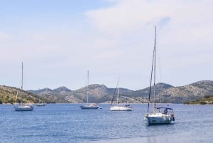 Zadar: Excursión de un día en velero a Kornati