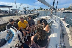 Zadar: Excursión de un día en velero con snorkel