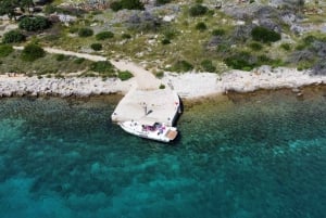 Zadar halfday 3 islands with diving, drinks and fresh fruit