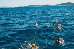 Zadar: halfdaagse tour met zwemstops en zeillessen