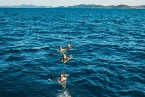 Zadar: halfdaagse tour met zwemstops en zeillessen