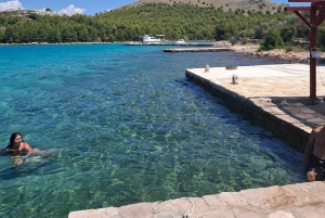 Zadar halfday 3 islands with diving, drinks and fresh fruit