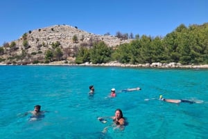 Zadar halfday 3 islands with diving, drinks and fresh fruit