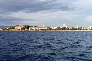 Zadar: Snorklausta ja juomia sisältävä 3 saarta käsittävä veneretki: 3 saarta käsittävä veneretki snorklauksella ja juomilla