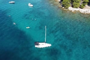 Zadar: Island cruise with drinks, snorkeling and kayaking
