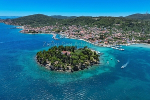 Zadar: excursión por las islas, nade y practique snorkel con bebidas incluidas