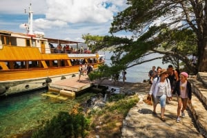 Zara: Escursione in barca di una giornata intera alle Incoronate e a Telašćica con pranzo