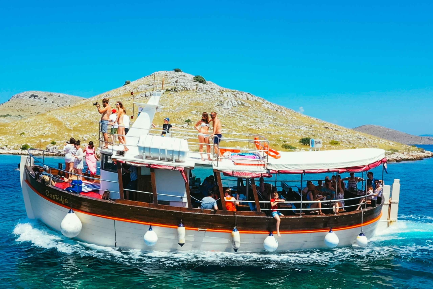 Zadar: Kornatin veneretki lounaalla ja uimapysähdyksillä.