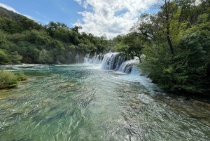 Zadar: Krka-vattenfallen, båttur och bad