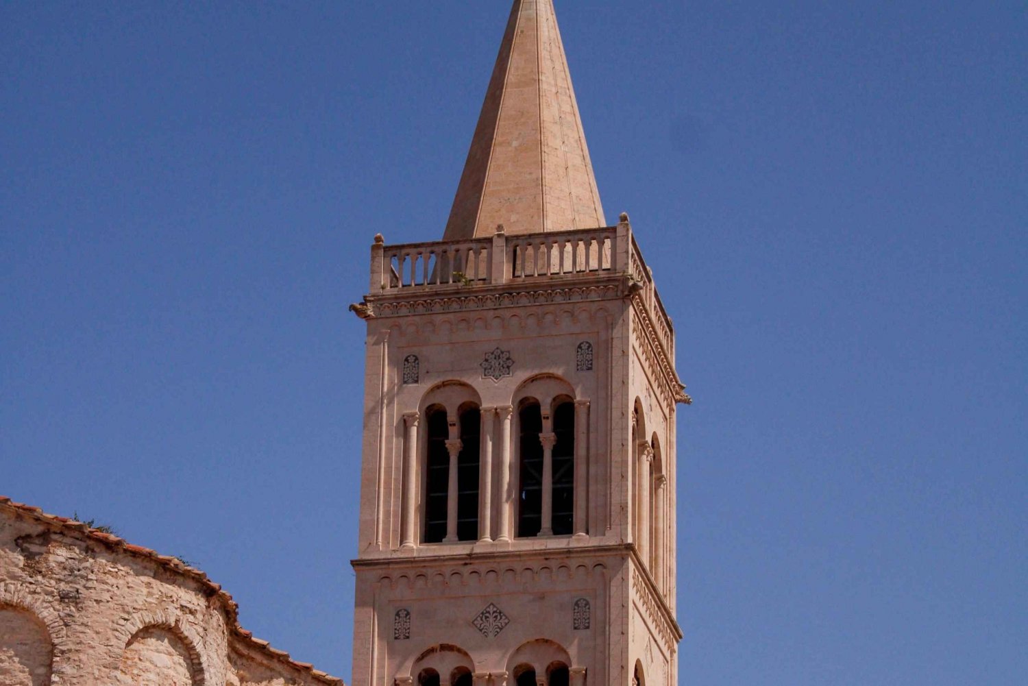 Zadar: Old Town Walking Tour