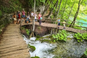 Zadar: Plitvice Lakes Full-Day Guided Tour with a Boat Ride