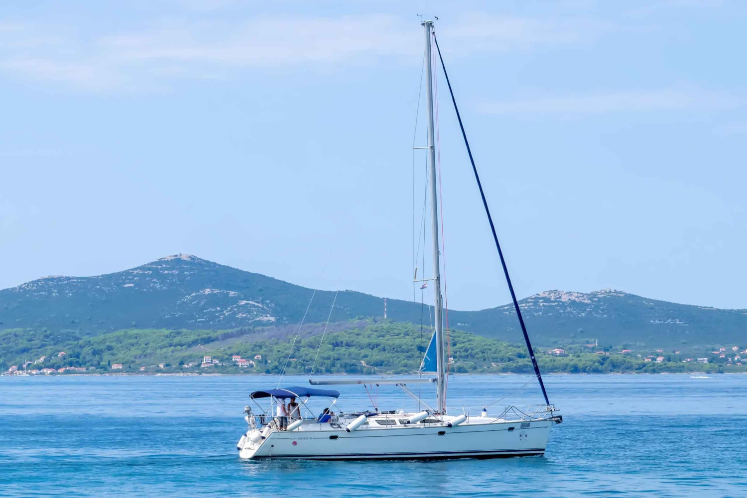 Zara: tour privato in barca a vela di un'intera giornata