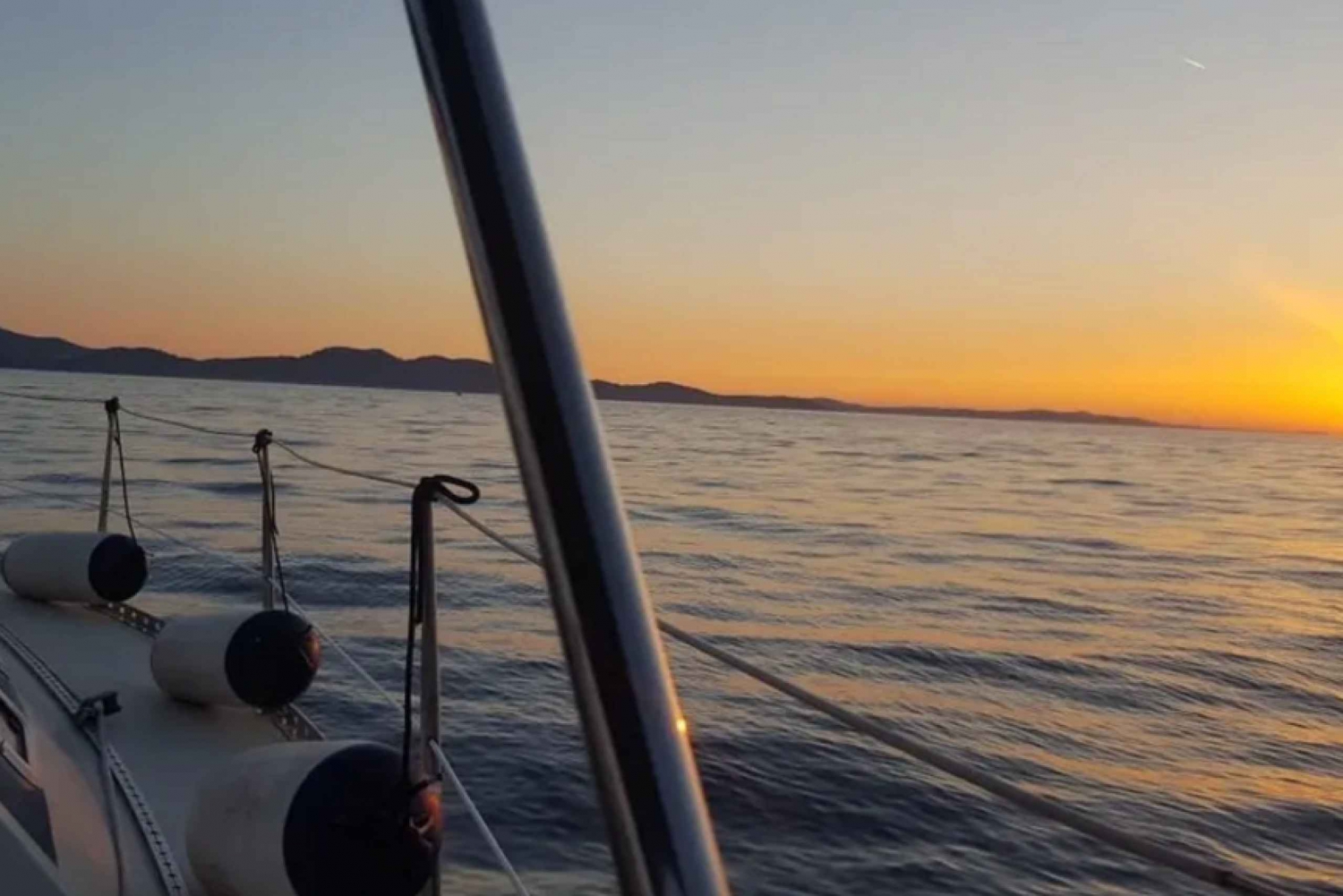 Zadar: Private Sunset Sailboat Tour with Drinks