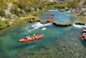 Zadar: Safari guiado en kayak por el río Zrmanja y cascadas