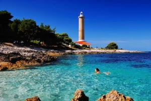 Zara: tour in barca alla spiaggia di Sakarun e all'isola di Dugi con pranzo