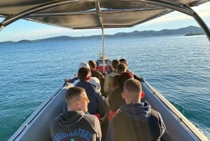 Zara: tour in barca alla spiaggia di Sakarun e all'isola di Dugi con pranzo
