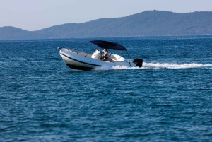 Zadar : tour en bateau avec déjeuner à la plage de Sakarun et sur l'île de Dugi