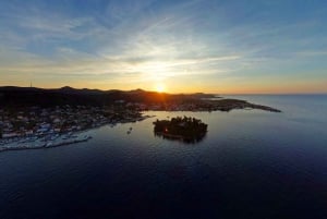 Zadar: Guided Speedboat Tour with Food, Oil & Wine Tasting