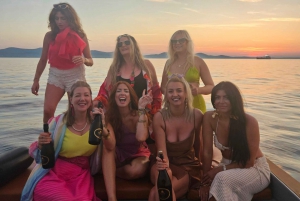 Zadar: Romantic, Luxury Sunset Boat Tour with Aperol Spritz
