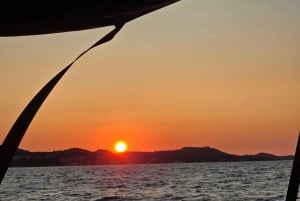 Zara: crociera al tramonto con champagne illimitato