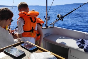 Zadar: Vissen bij zonsondergang Halve dag met gids op de boot