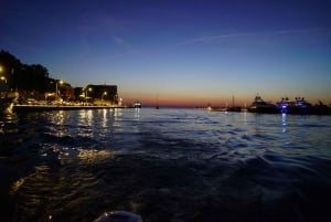 Zadar : Croisière au coucher du soleil et croisière nocturne avec vin mousseux à volonté