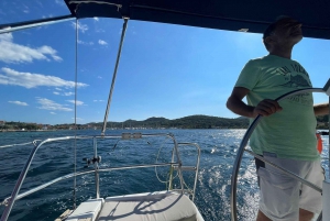 Elegant Day-Sailing Tour-Lunch&Drinks included