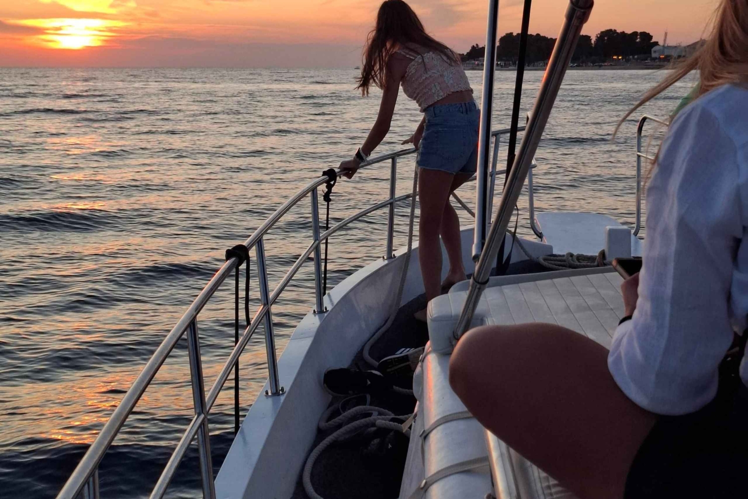 Zadar : croisière en bateau traditionnel vers Ugljan, Ošljak et Galevac