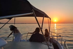 Zadar: Traditional Boat Cruise to Ugljan, Ošljak & Galevac