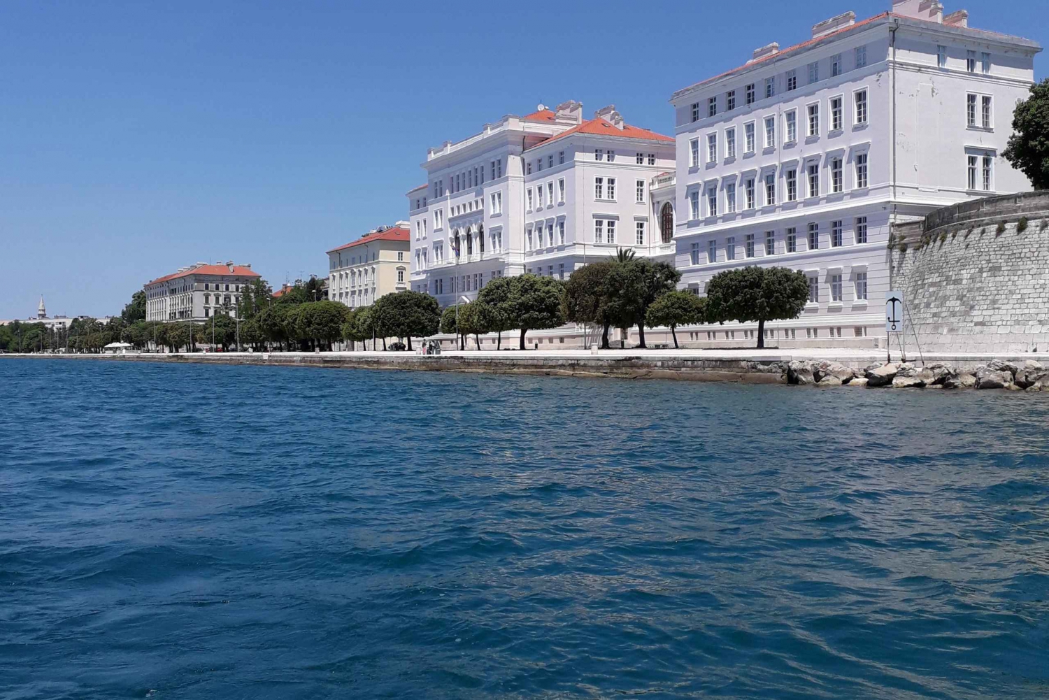 Zadar: passeio de barco por Ugljan, Frnaža, Galevac e ilha Ošljak