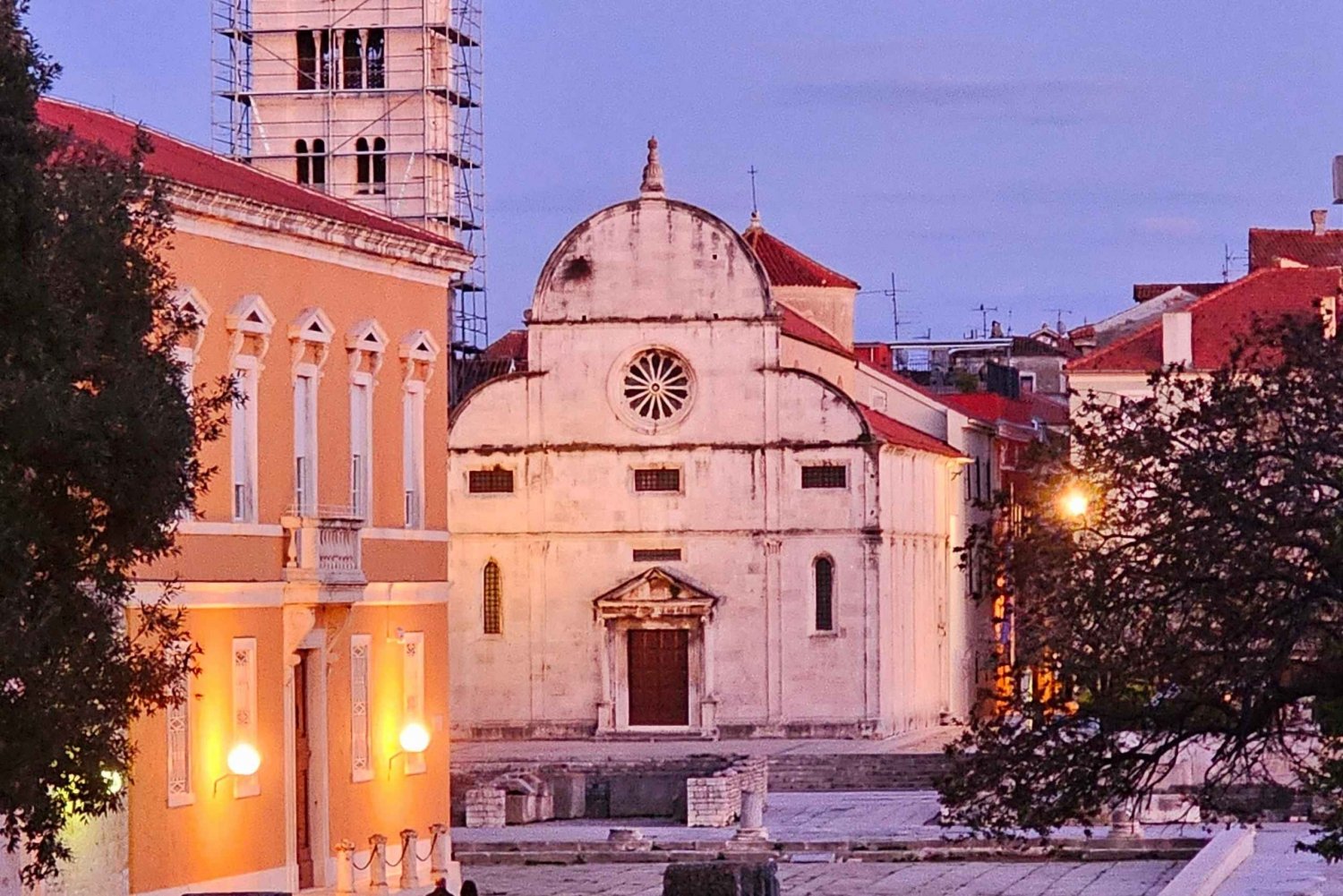 Zadar: Private Tour zu Fuß durch Geschichte und Moderne