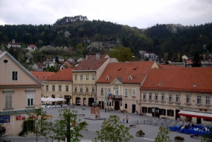 Zagreb: Excursión a las Colinas de Plesivica y Samobor con Cata de Vinos