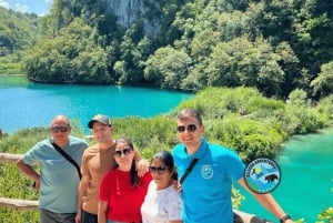 Zagreb: Plitvice med säkrade biljetter, båt- och tågresa