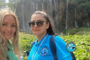 Zagreb: Plitvice med sikrede billetter, bådtur og togtur