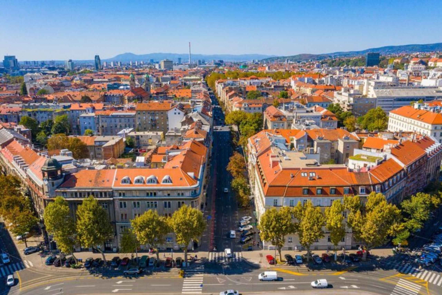 Zagreb: Private custom tour with a local guide
