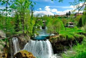 Zagreb to Split Private Transfer with Stop at Plitvice Lakes