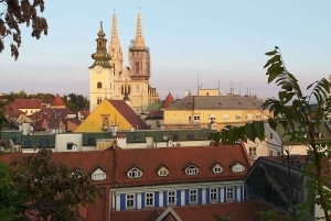 Zagreb Tour in English/Italian: Architecture, Art & History