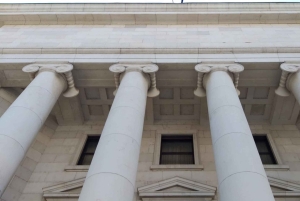 Zagreb Tour in English/Italian: Architecture, Art & History