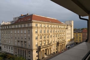 Zagreb Tour in English/Italian: Architecture, Art & History