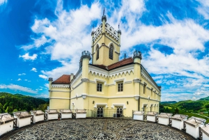 Zagreb: Trakoscan Castle Tour with Wine Tasting
