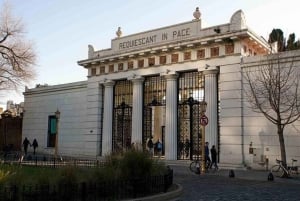 5hs Small Group City Tour of Buenos Aires with Street Food
