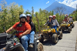 Antigua: Excursión en quad por la montaña con entrada a Hobbitenango