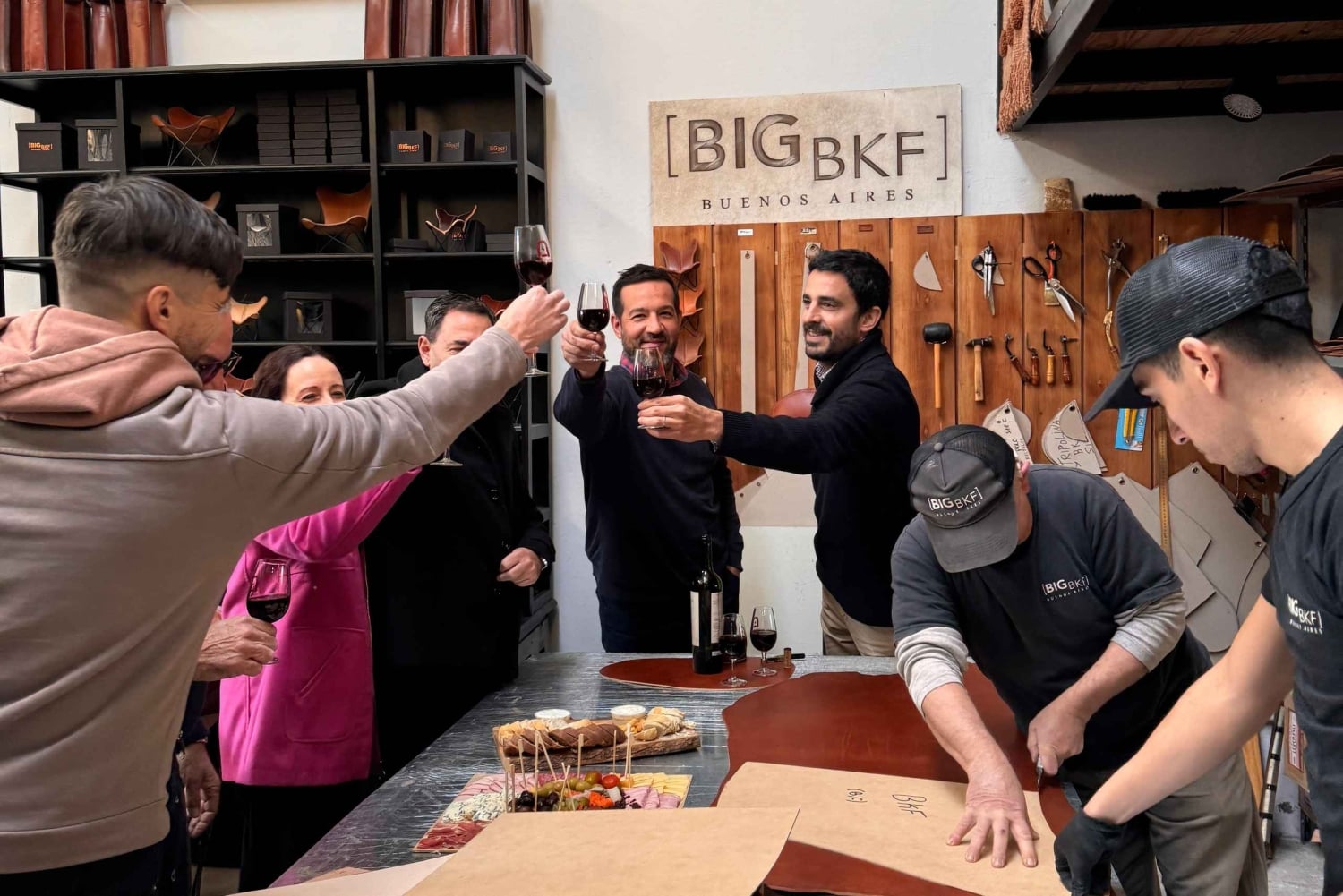 Argentina: Leather Butterfly Chair Workshop Tour with Wine