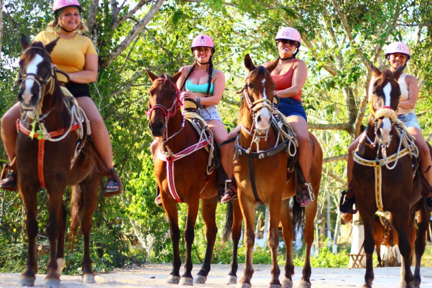 Cancún: ATV, Tirolinas, Excursión a Caballo con Comida y Tequila